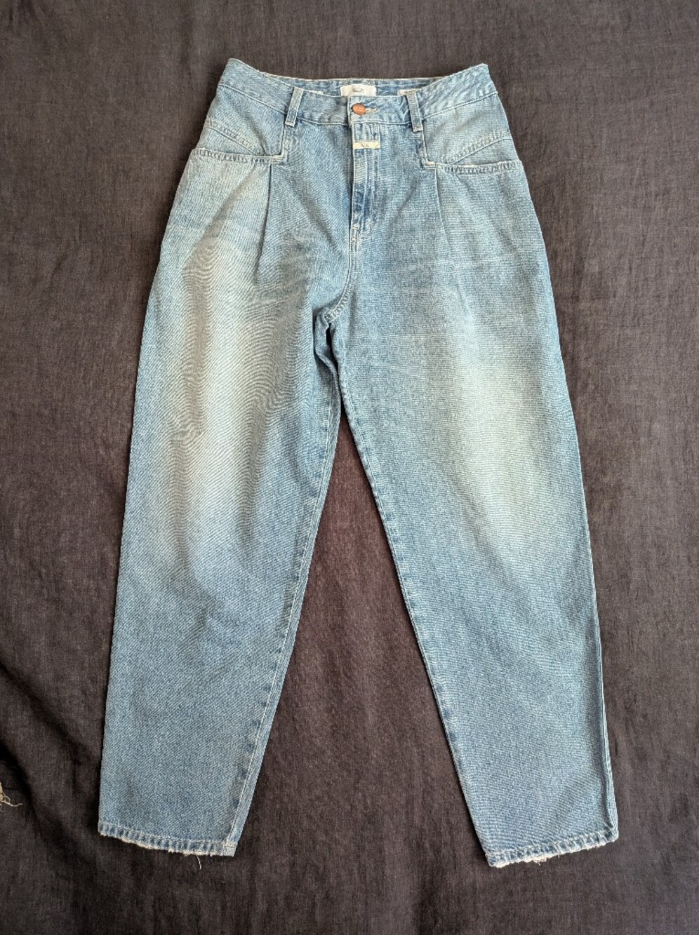 Closed Barrel Jeans